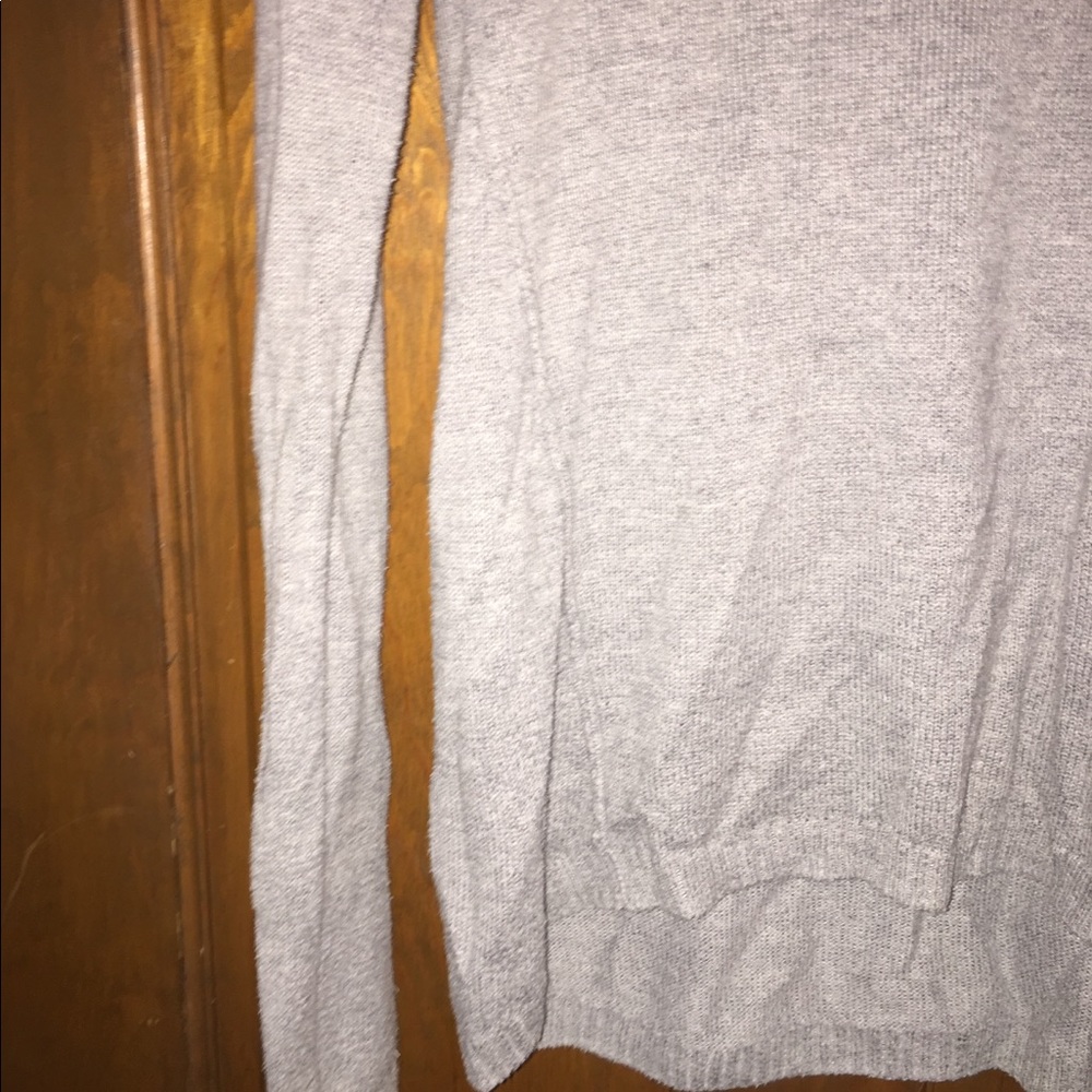 sweater - Picture 4 of 4